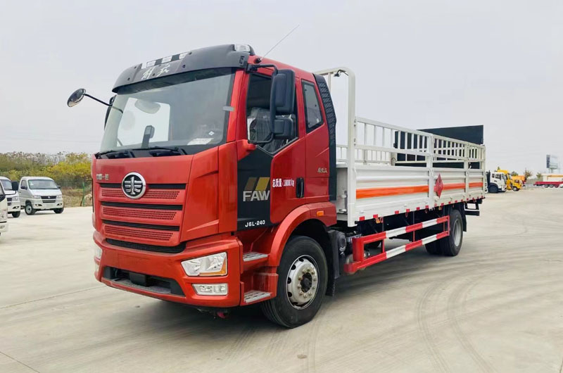 解放J6气瓶运输车