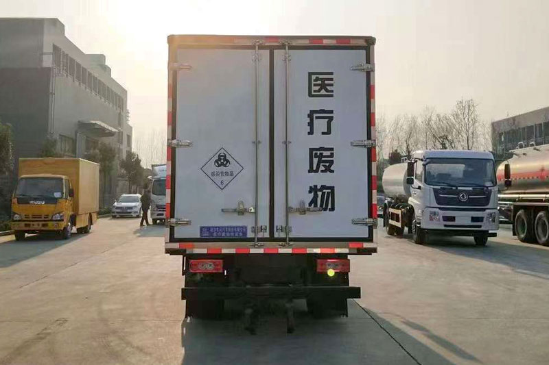 福田奥铃医疗废物转运车尾部图