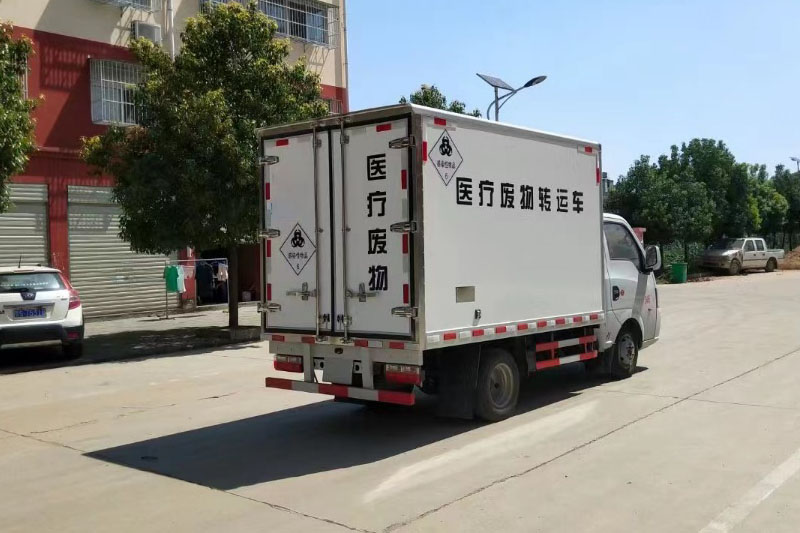 东风途逸医疗废物转运车右后45度图